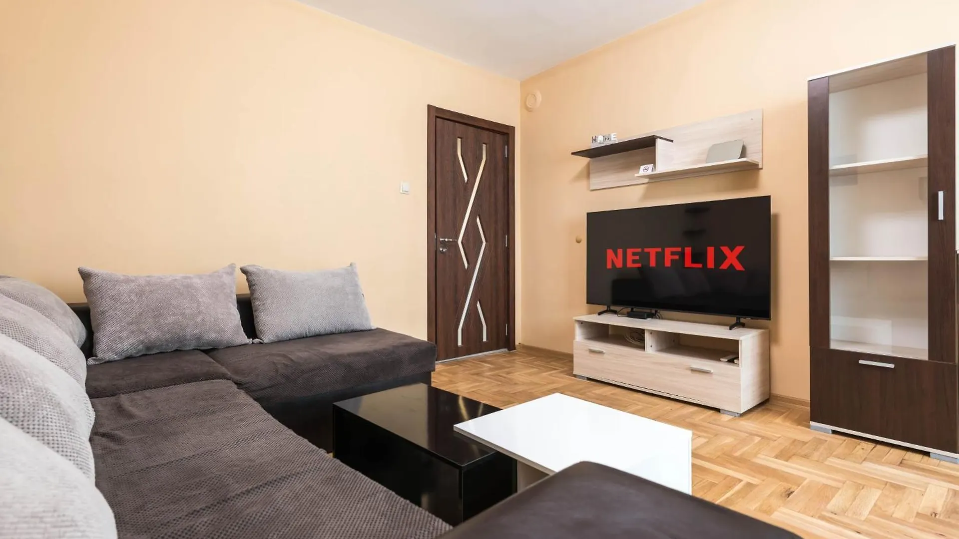 Downtown Аpartment With Free Parking Bulgaria