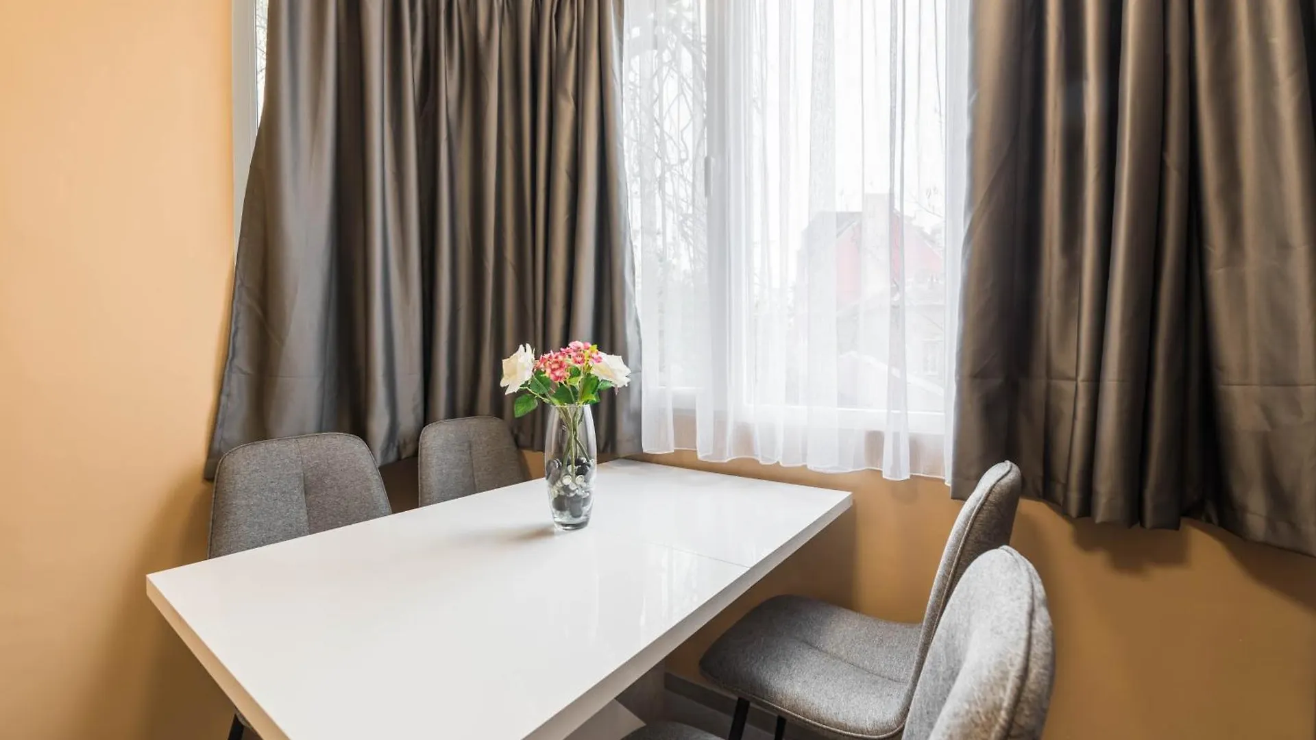 Downtown Аpartment With Free Parking Apartment Varna